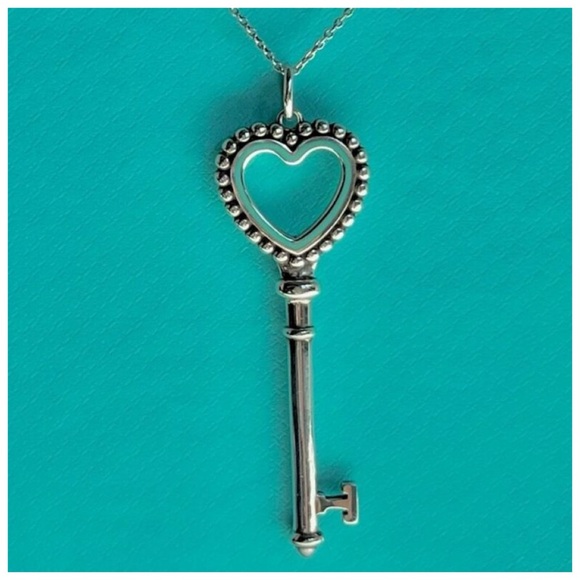 ♥️18” *Tiffany Blue!* TIFFANY & CO Necklace Blue Heart Key Pendant on T&CO Chain - Picture 1 of 10